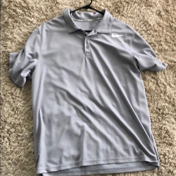 Nike Other - Men’s light grey Nike polo